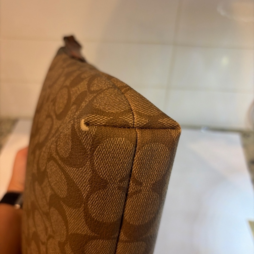 Coach Varsity Stripe File Bag F57897 - Picture 5 of 9
